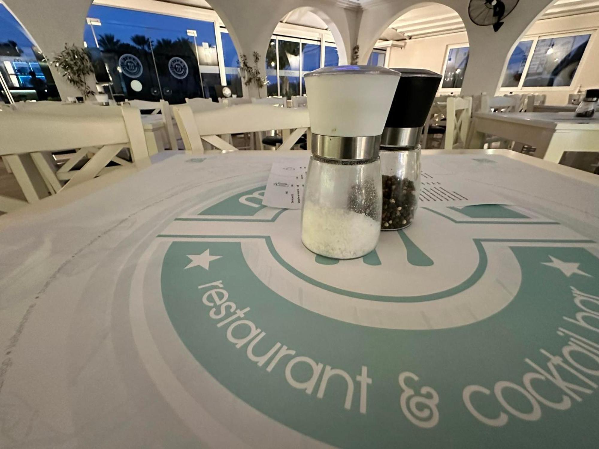 Castro Hotel Amoudara  Ngoại thất bức ảnh
